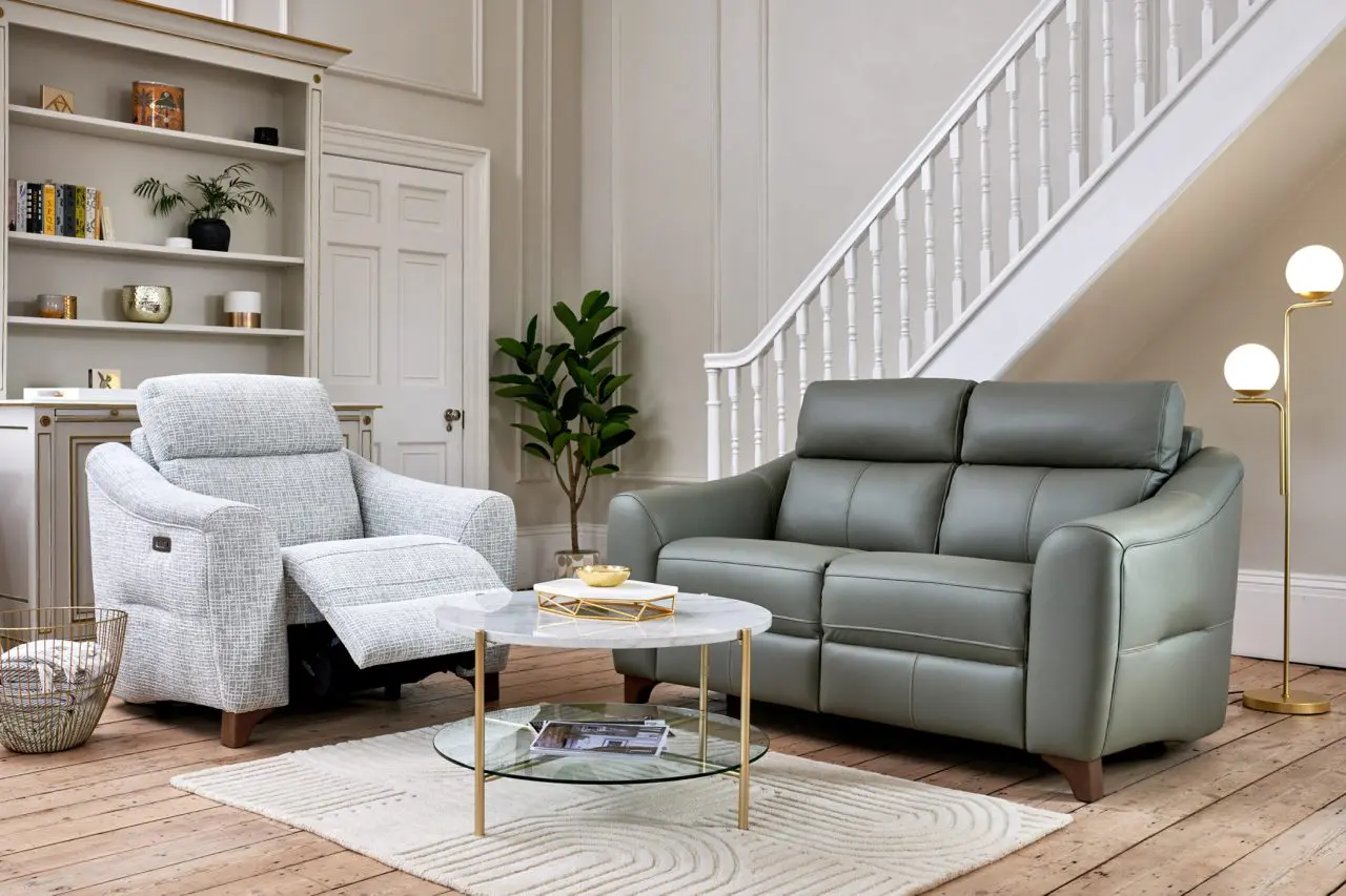 Choosing the Right Leather 2 Seater Sofas for Small Spaces